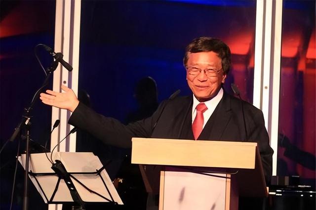 中国赌王并不是何鸿燊！而是这个福建人，他的爱好让许多人疑惑