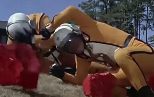 初代奥特曼佐菲和新奥特曼利匹亚佐菲