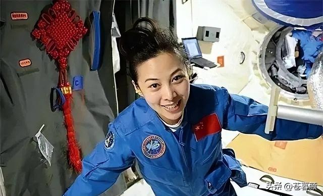 女航天员飞往太空前，为什么要吃避孕药？这是为了防止发生什么？ 第15张