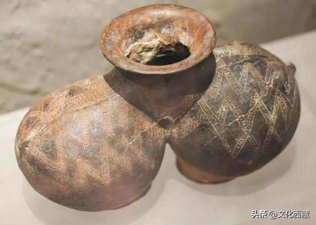 西藏“东大门”！被90%游客错过的宝藏城市，藏着世界级奇观！