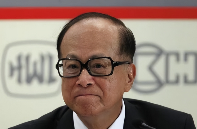 真没想到，香港的一场大火，竟让人看清了李嘉诚的“真面目”