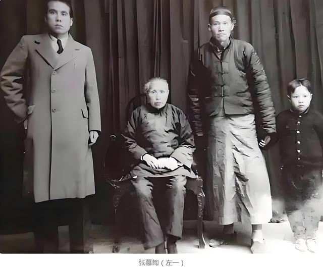 此人两次被开除党籍，多次与周总理争论，周：你给我滚出去