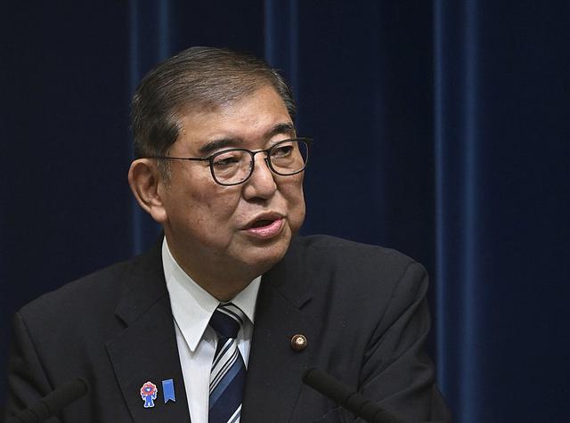 石破茂为何辞职？换你你也跑，美日协议细节曝光，太离谱了