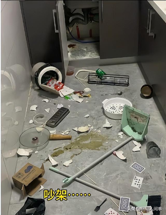 这婚离得该！小叔子结婚，公婆让女子拿出5万彩礼，老公也不向她