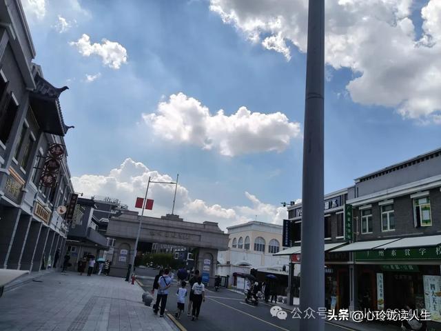 在广州去黄埔军校参观途中，就歺时碰到令人揪心的一幕