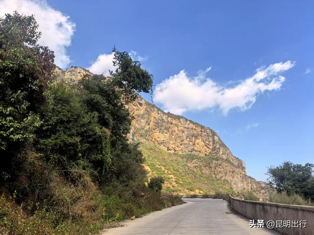 昆明巨石寨：解锁藏在山野的“北欧童话”