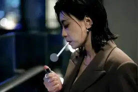 台剧《此时此刻》：跨越年龄的爱情，触动人心的社会议题图片
