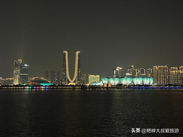 超80%好评，被誉“浪漫天花板”，这个杭州夜游地，免费超值得来