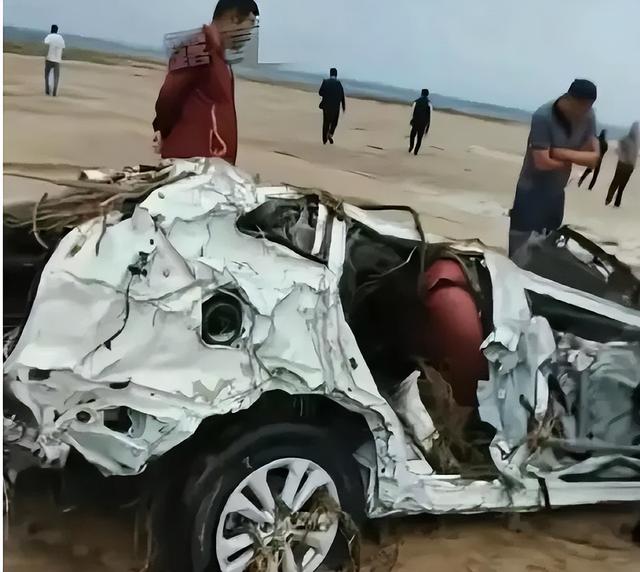 13人露营10死后续！擅自去野景，牧民曾提醒过，没一个值得同情