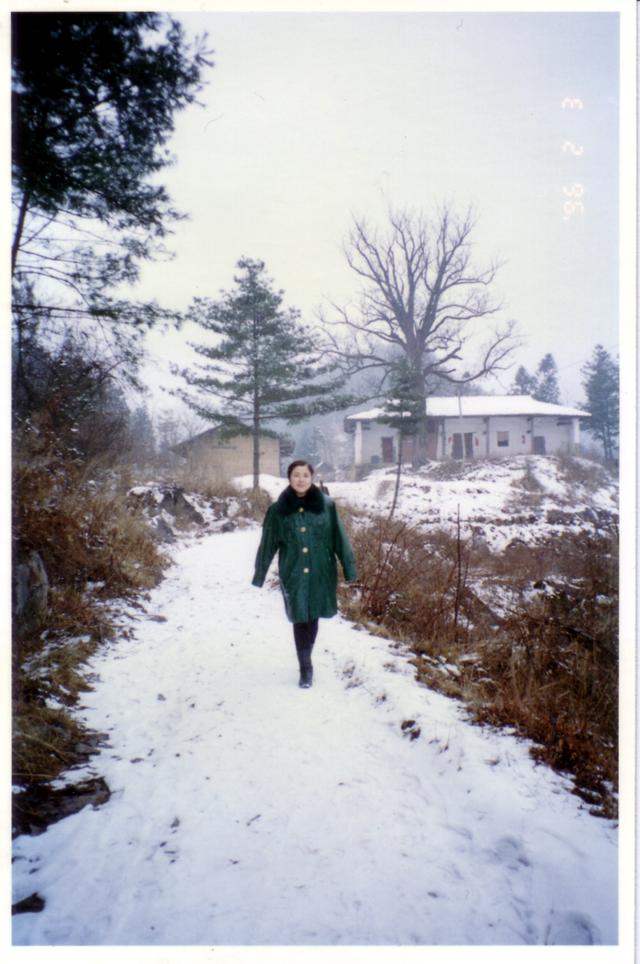 九十年代的四川江油观雾山