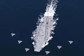 2030年中国海军有多强？外媒预测：拥有4艘航母16艘万吨大驱图片