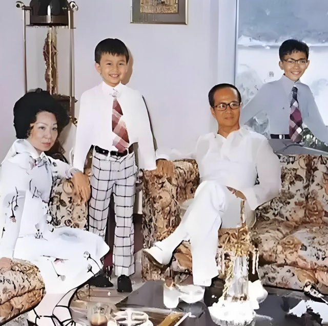 李嘉诚深水湾大宅住了62年，与长子全家同住，自住顶层孙子住一楼
