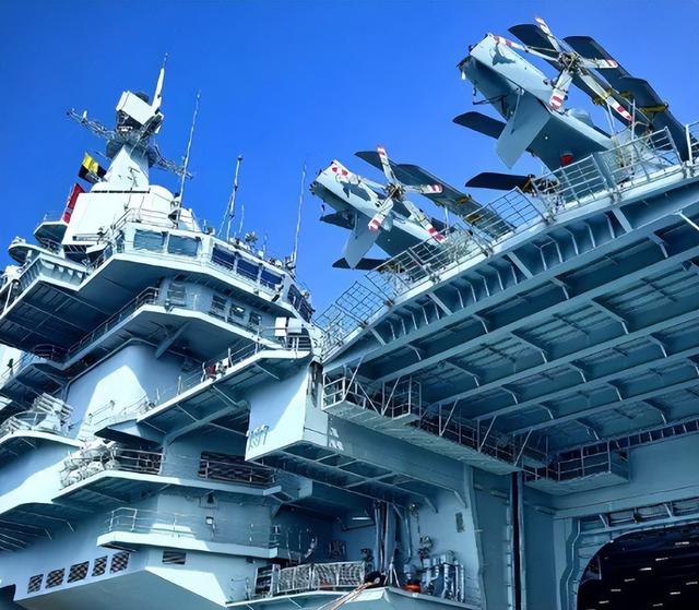 美媒曾公开全球最差的7艘航母：辽宁舰上榜，福建舰和山东舰呢？