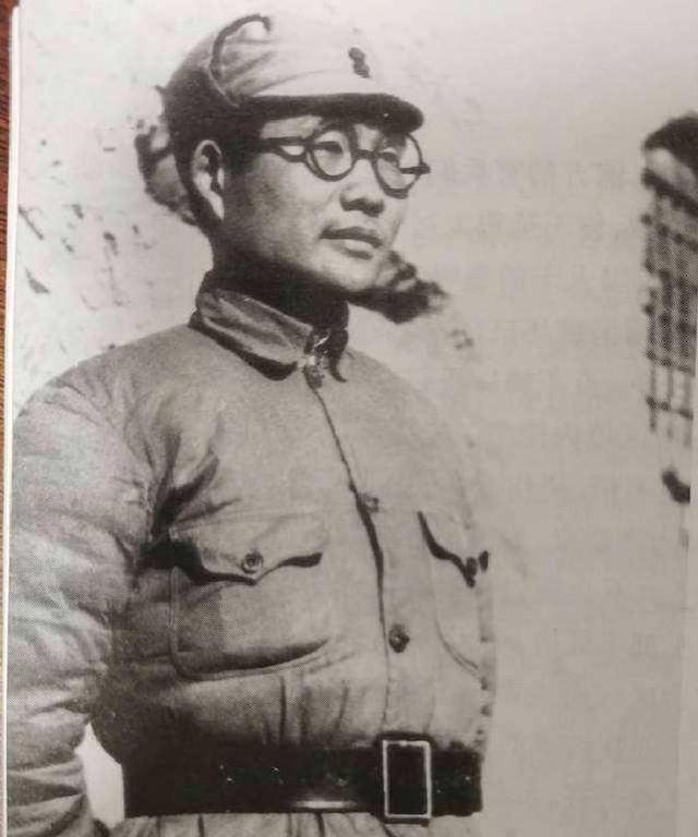 1987年萧劲光被一则新闻激怒，质问刘华清：谁说中国不准备建航母