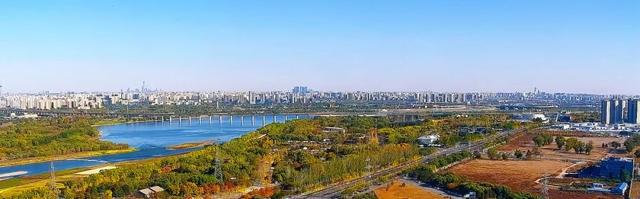 永定塔九层上新啦！观光望远镜带你 “一键拉近” 山河盛景，解锁北京全景视角～