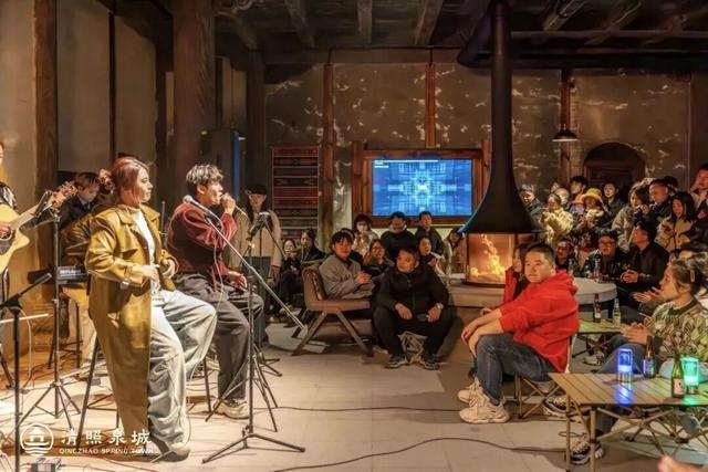 藏不住了！烟火、灯会、非遗秀……山东古城这次惊艳全网！