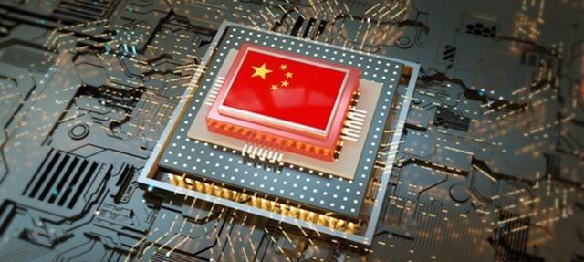 中国芯精韩媒胆颤：中国现在发展芯片的势头，像极了当年搞原子弹