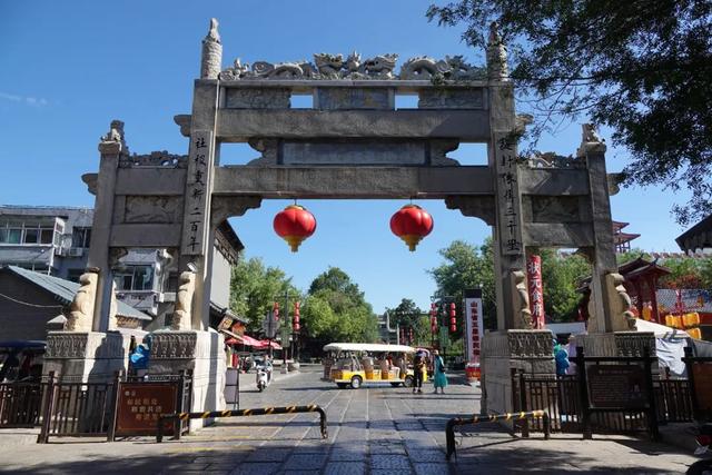 山东，有一座2000年前的一线城市，去青州古城赶一场槐花雨