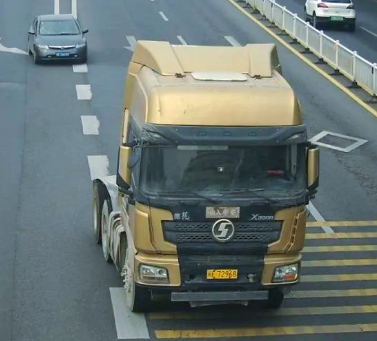 重拳封杀，出口暴跌：俄罗斯宣布禁售中国卡车，为何背后捅刀？
