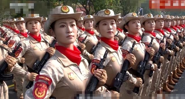 女民兵领队王媛回家了！履历优秀，有3个孩子，老公晒合影庆祝