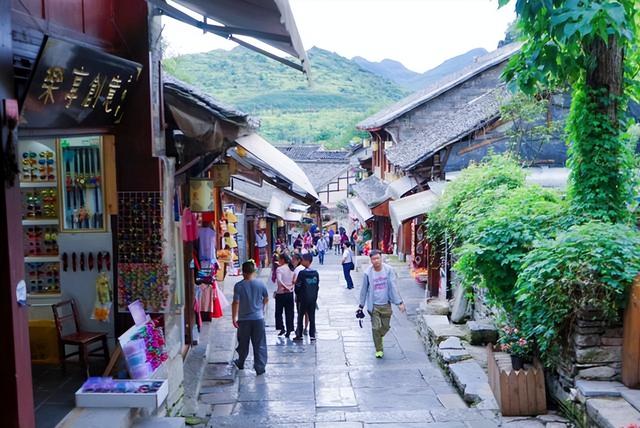 青岩古镇：贵阳唯一的国家5A级旅游景区，何以成“贵州版丽江”？