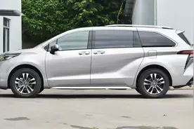 丰田格瑞维亚双擎：从50万跳水到30万，混动MPV真香与智商税之争图片