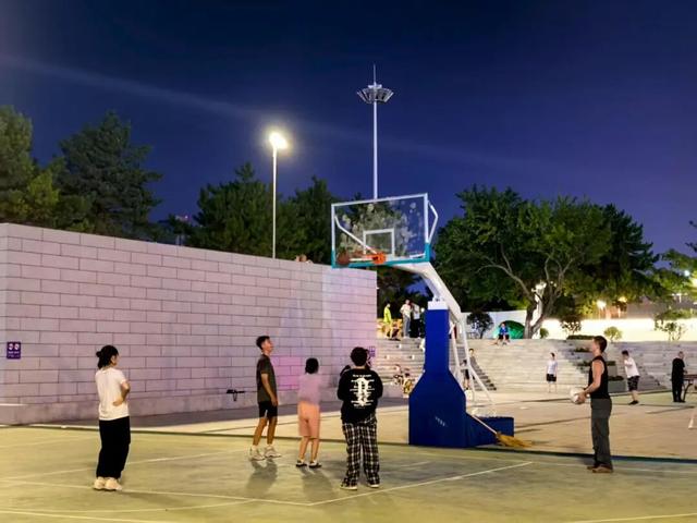 休闲漫游 探索回民区：开学季邂逅青城之美