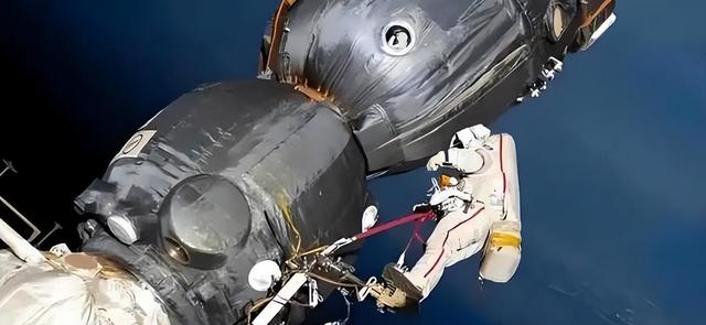 国际太空格局生变，美国私企主导新竞赛，中国自主建设破局
