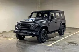 212越野车出现在俄罗斯，当地人，有些破防了图片