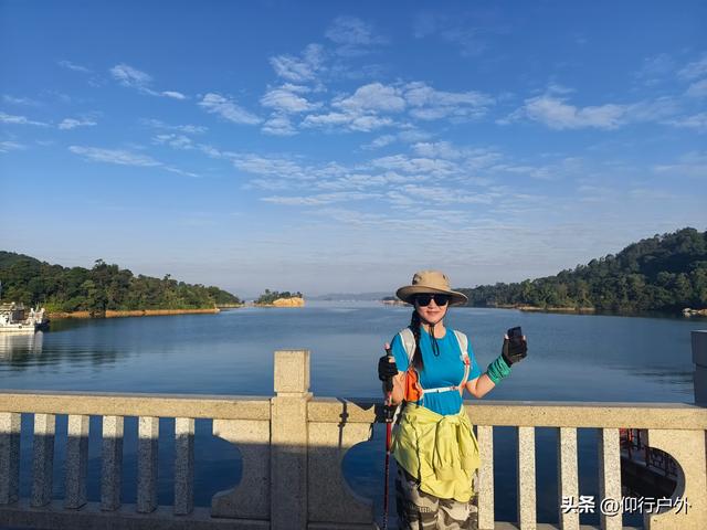 穿越万绿湖大型徒步