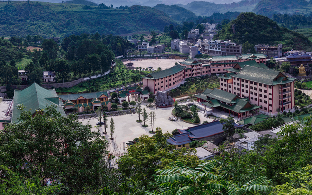 六枝特区打造“贵州暖冬优选地” 牂牁江“温暖一冬”系列活动正式启动