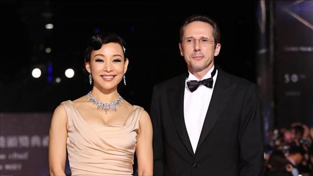春晚至今后悔邀请她，一句话毁掉整场春晚，导演当时都不想活了