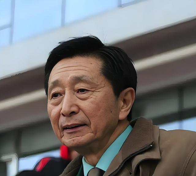 86岁“铁嗓”宋世雄现状：居北京老到认不出，儿女成才后都在国外
