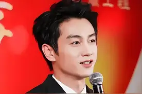 陈妍希也没想到吧？离婚后陈晓的变化这么大，看来网友当初没说错图片
