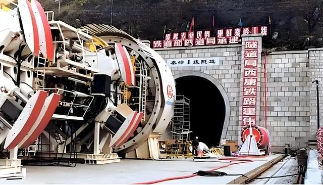 中国第一，当之无愧！砸掉欧、美、日铁饭碗，中国盾构的崛起之路