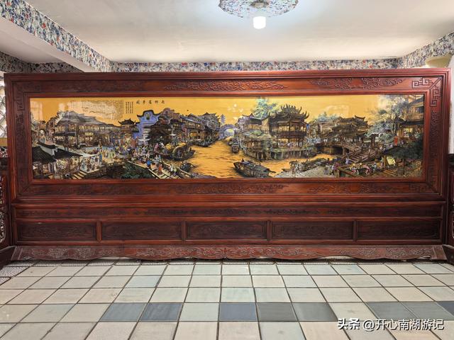 2025年秋老姐俩江西行，景德镇瓷宫，瓷奶奶独有的浪漫