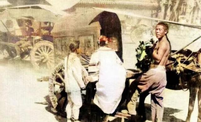 一百多年前，一个日本人偷偷潜入北京，拍下了难得一见的旧中国