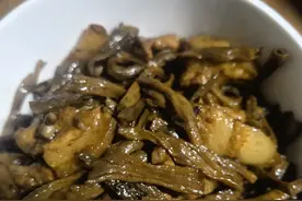 周日的晚餐，煮一道家常菜，是妈妈的味道图片