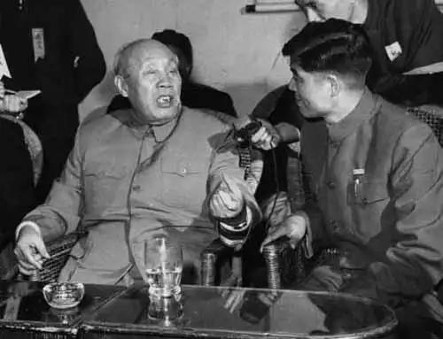 除了周恩来还有谁能胜任总理？毛主席说出一个人的名字，无人反对