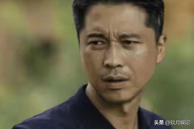 阅兵刚结束没几天，恶心的一幕上演了，这5位明星竟躺着中枪！