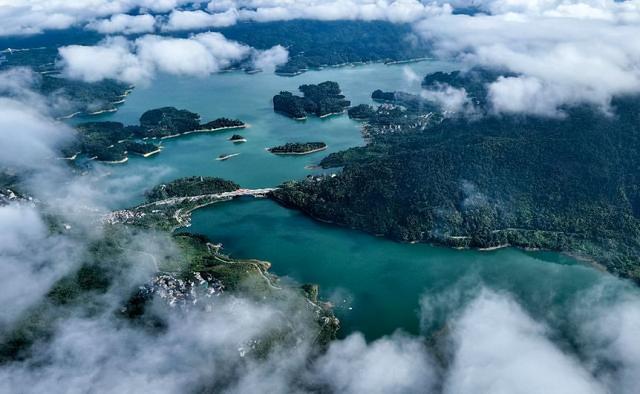 揭秘“流溪烟渚”：周建平权威解读羊城八景岭南新韵