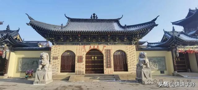 家门口一次随意的散步，竟然发现四件宝物