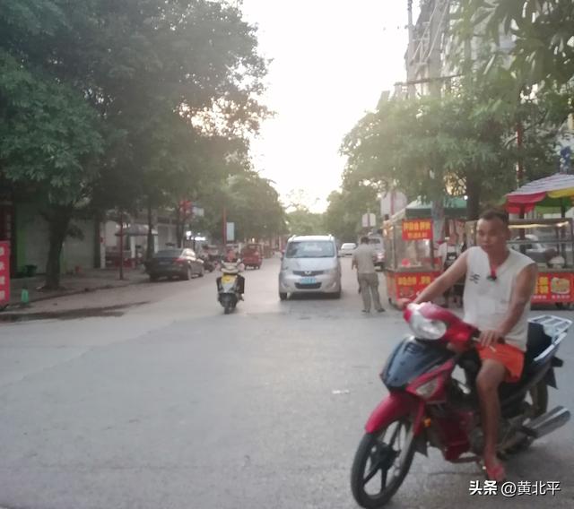 广西南宁市上林县经济强镇划给宾阳，公路改道后倒闭了十几家饭店