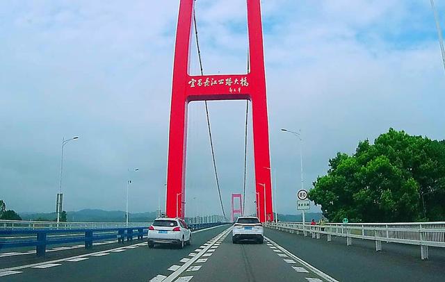 古城荆州，网红重庆，一朵小浪花（湖北荆州）