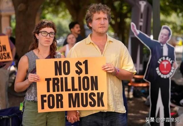 马斯克遭遇高管团队“集体叛逃”：他为什么不慌？