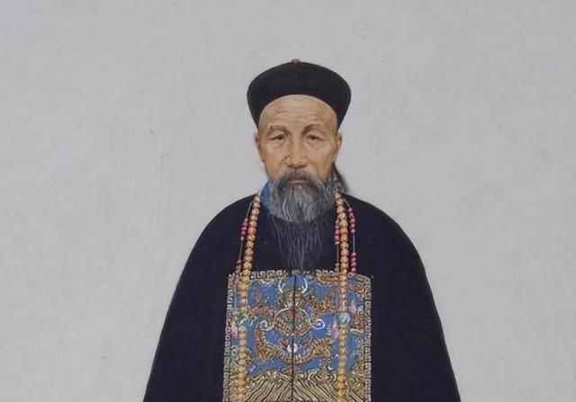 此人是彻头彻尾的民族败类，但现在某些人却在竭尽所能地美化他
