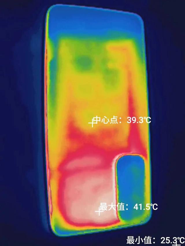 2599买骁龙8至尊版芯片，iQOO还在买芯片送手机