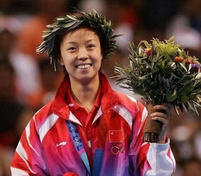 乒联“点名”，暴露退役14年张怡宁真实处境，原来邓亚萍真没说错