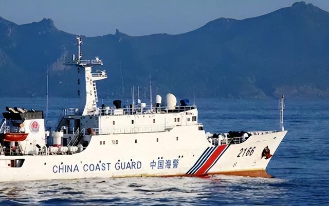 中方舰艇编队刚进钓鱼岛，日本就动手了，不到24小时	，美军也下场