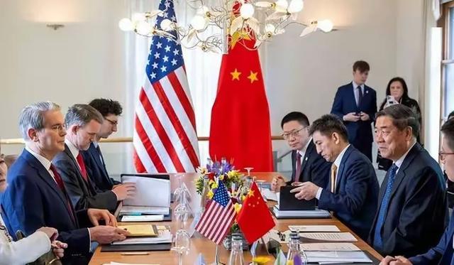 中美会谈刚结束,一架美专机降落北京,特朗普:将与中国达成协议